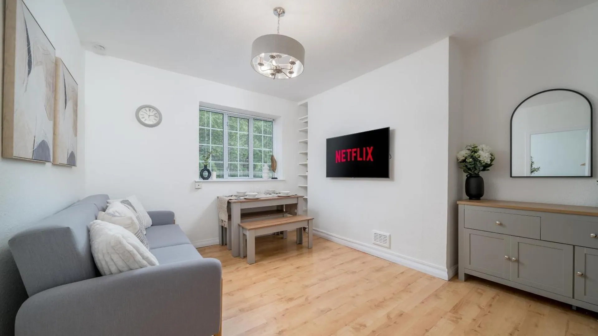 New! Cosy Flat - Free Secure Parking - Wapping Station location