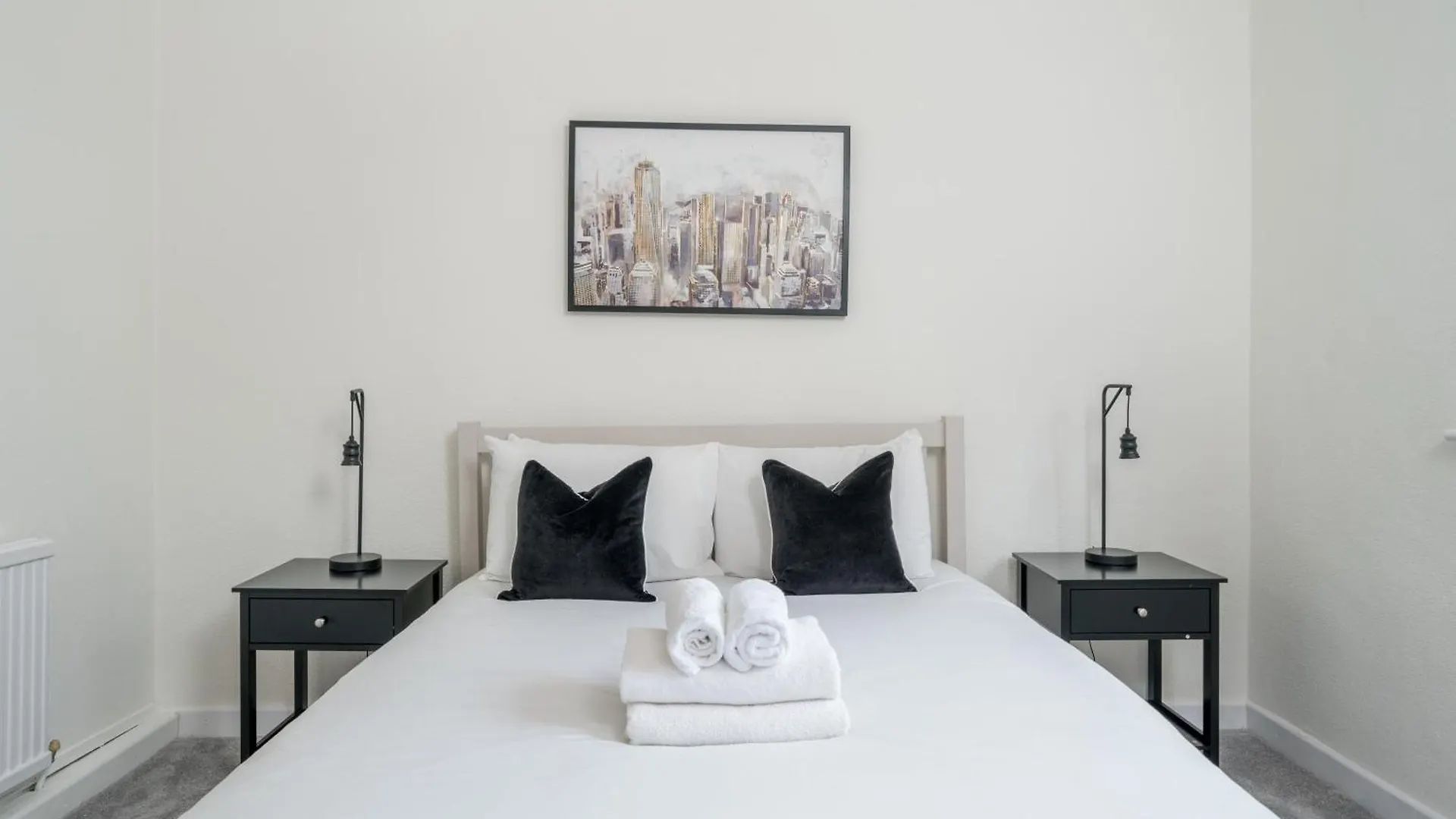 New! Cosy Flat - Free Secure Parking - Wapping Station Apartment London 0*,  United Kingdom